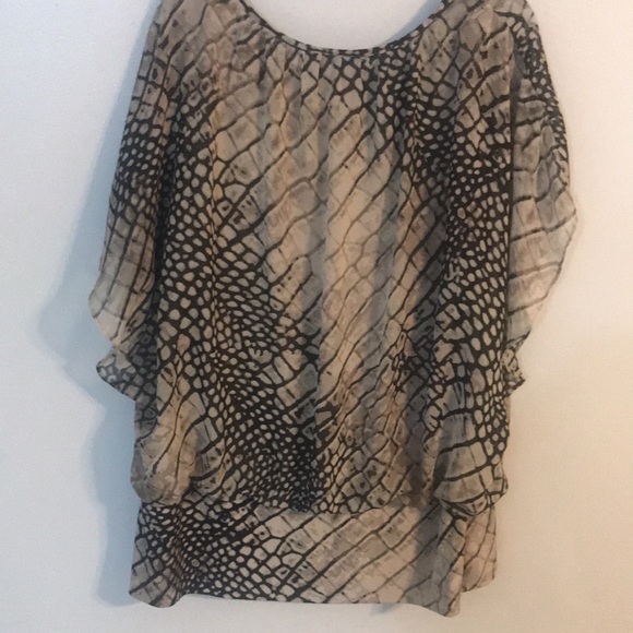 Snake pattern too - Picture 2 of 2